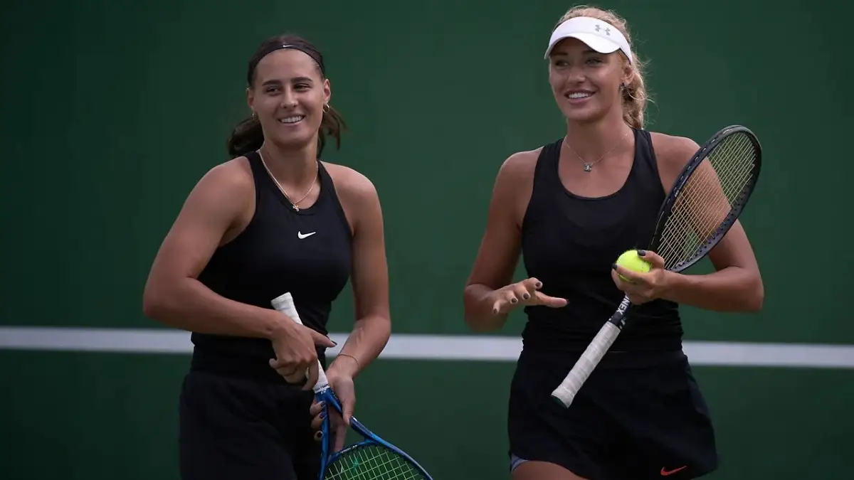 Айнитдинова и Дмитриченко вышли в ¼ финала "Кубка Президента"