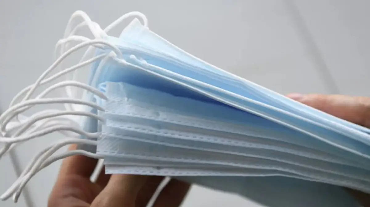 200 млн тенге и 50 000 масок: распоряжения Нурсултана Назарбаева