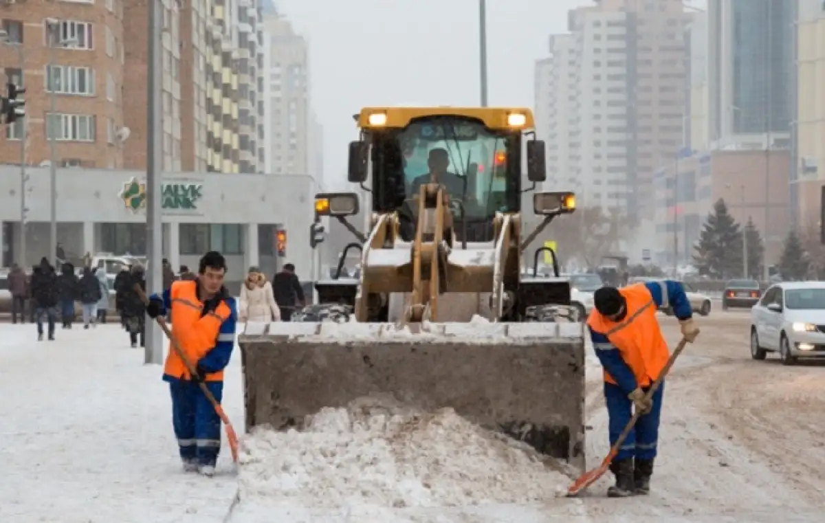 Коммунальщикам пообещали премиальные за работу в праздники
