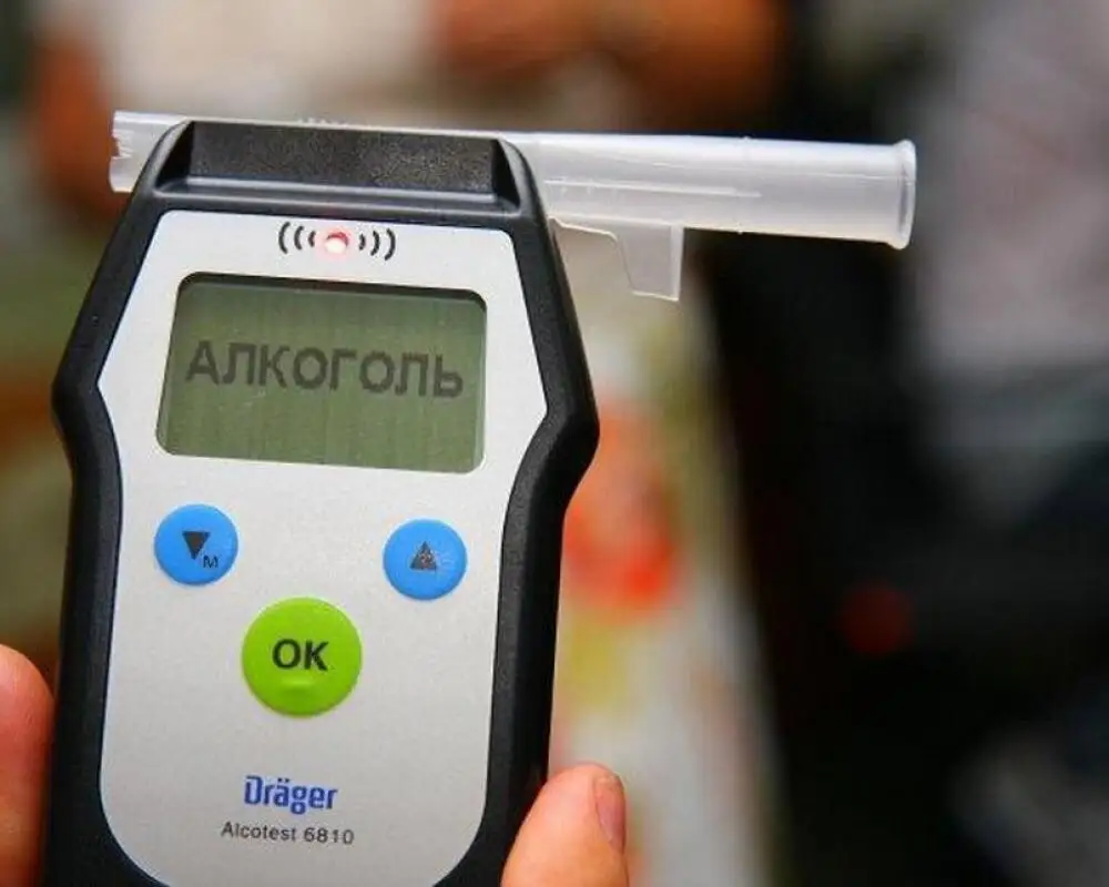 Казахстанец обжаловал свое увольнение из-за отказа проверки на трезвость