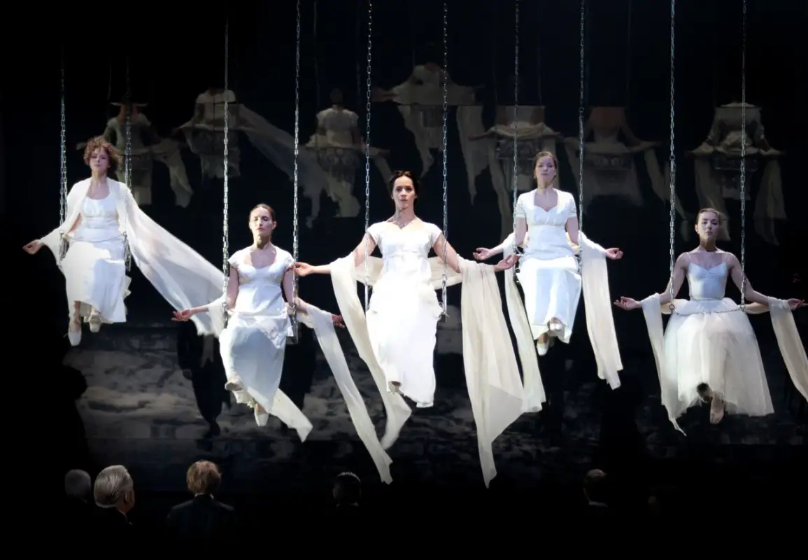 Театр имени Евгения Вахтангова на сцене «Астана Опера»