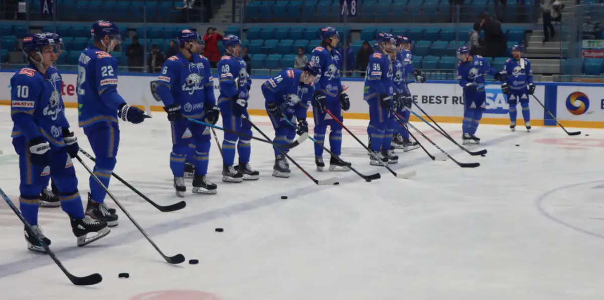 Звенья "Барыса" перетасовали перед матчем с "СЮ"