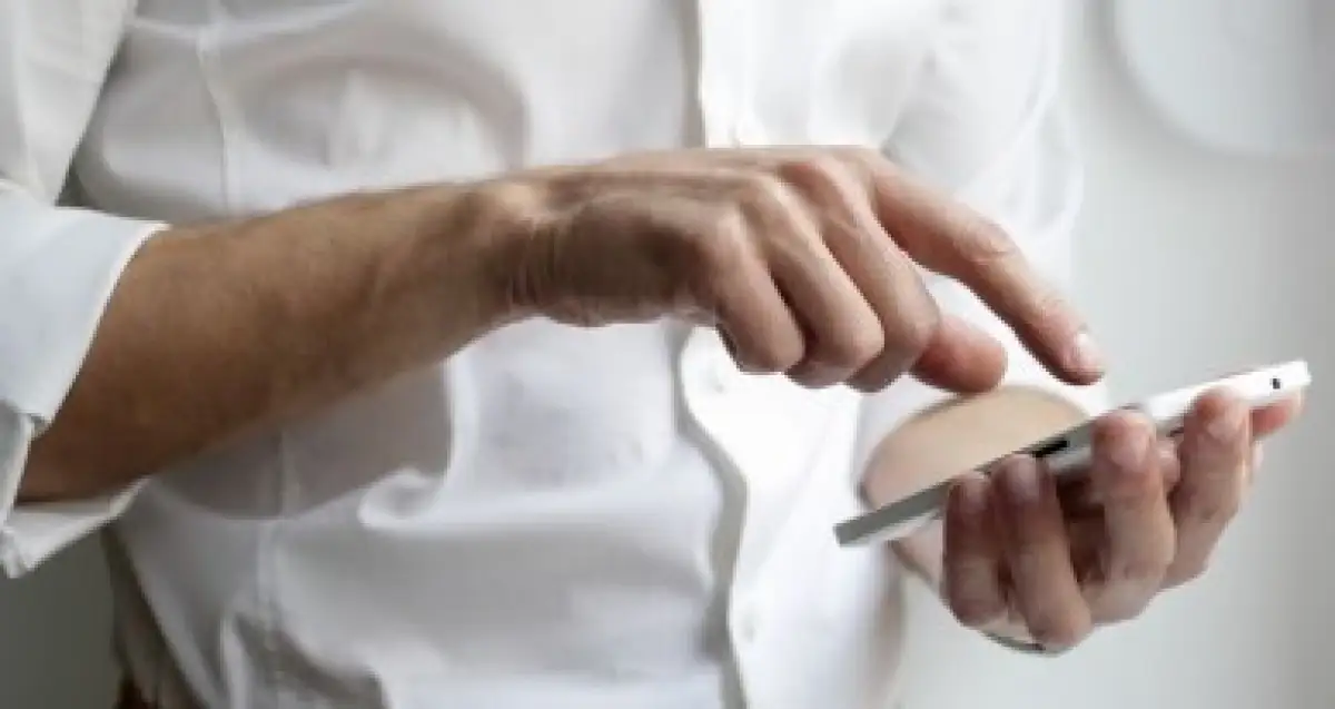 ЦАРКА нашла утечку телефонных разговоров и персональных данных из системы Минздрава РК