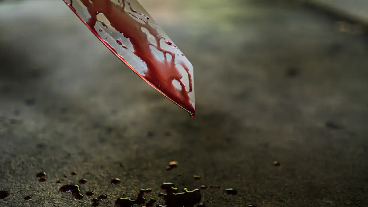 В Аксу зарезали женщину и двоих её детей