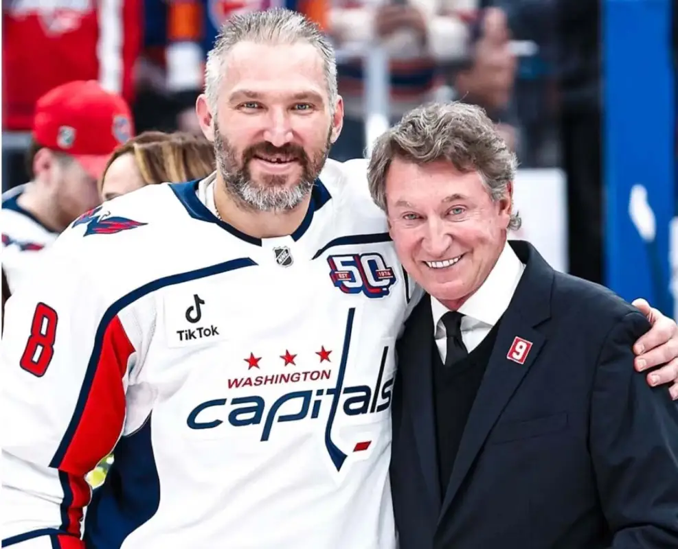 Овечкин побил рекорд Грецтки