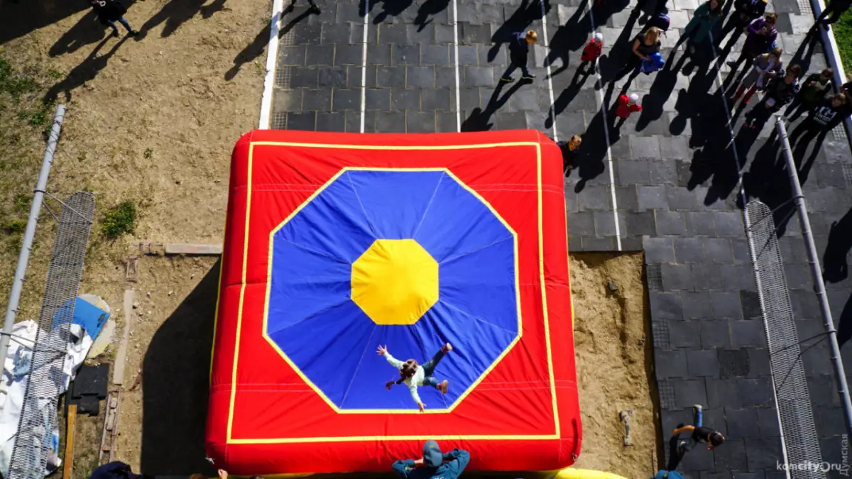 Что спасло жизнь астанчанке, выпрыгнувшей вслед за парнем с 8 этажа