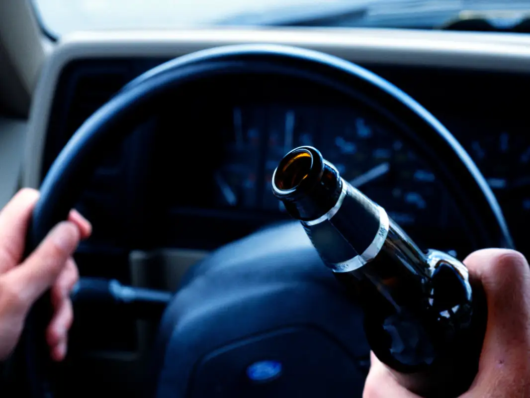 Нетрезвый астанчанин допустил ДТП и пытался сбежать 