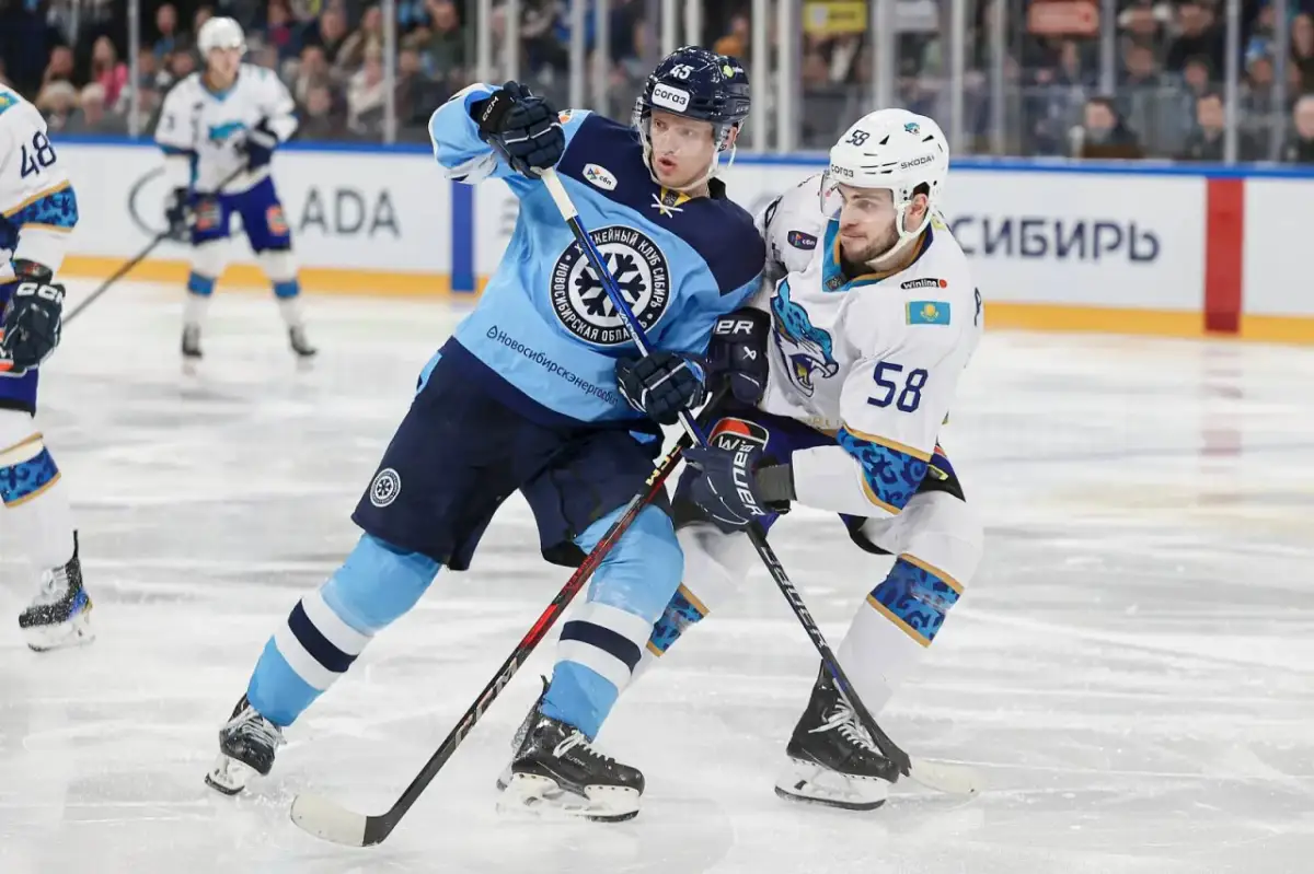 "Барыс" уступил "Сибири" по буллитам 