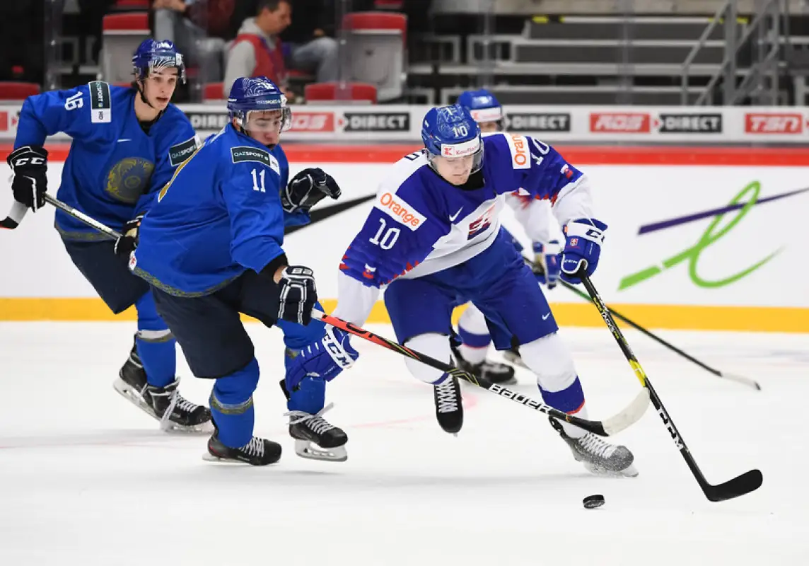 Мусоров снова забивает, но поражения со Словакией избежать не удалось