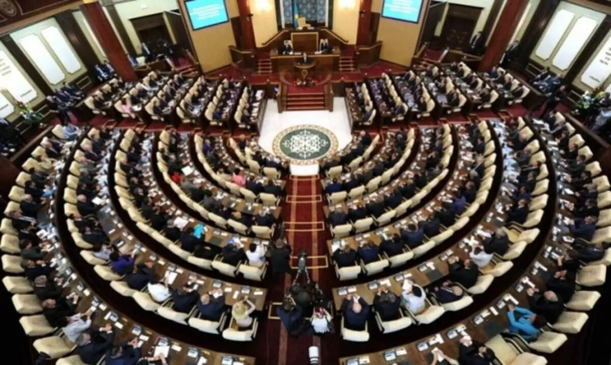 Информация Bestnews.kz о совместном заседании Палат Парламента 8 мая подтвердилась