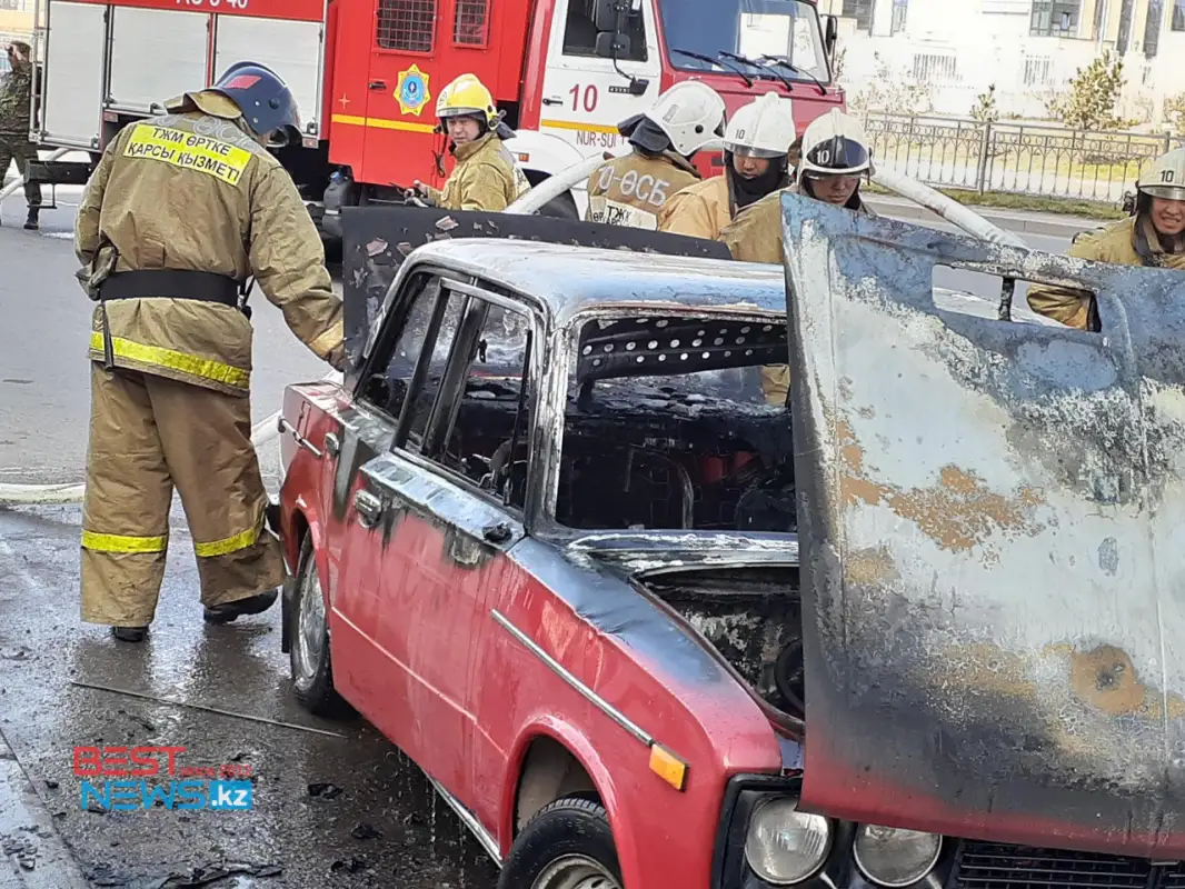 В Нур-Султане горел а/м "ВАЗ-2106" - фото, видео