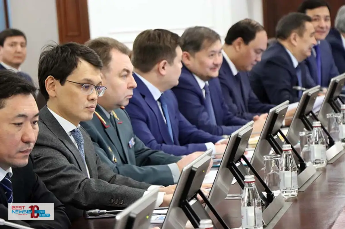 "Меня Интернет устраивает": Багдат Мусин оценил качество и стоимость Интернет-связи