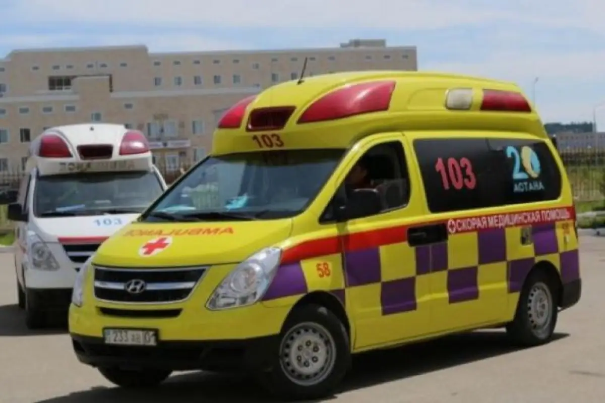 «Видимо, кто-то заразил других»: в Минздраве назвали диагнозы массово госпитализированных солдат в Кокшетау