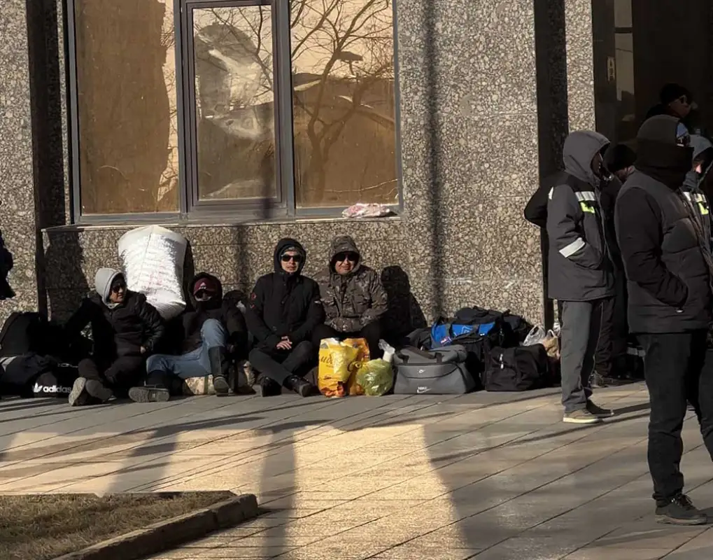 Саткалиев назвал пикет возле здания Минэнерго «организованным»