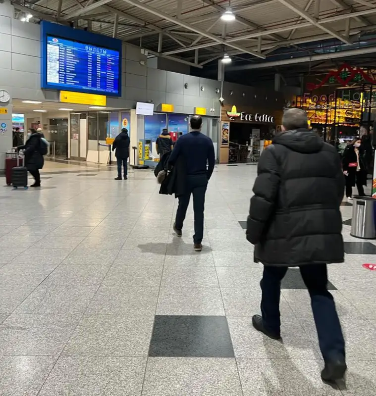 Первые пассажиры полетели из аэропорта Алматы