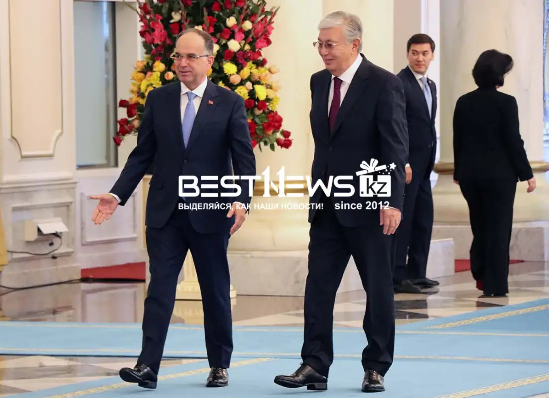 Байрам Бегай пригласил Президента Казахстана с визитом в Албанию