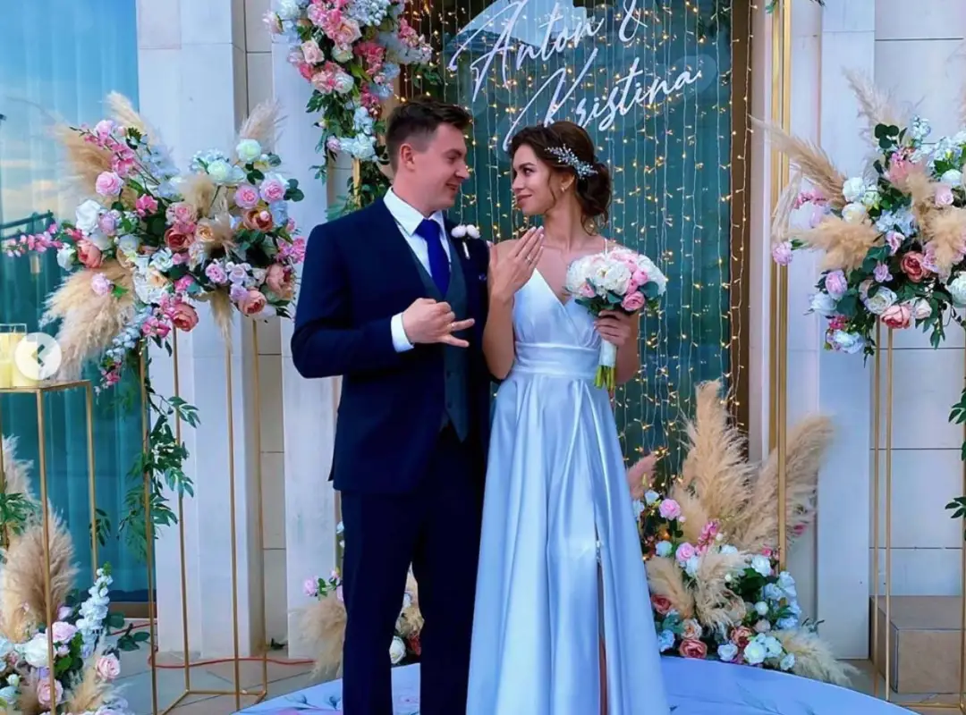 Нападающий «Барыса» женился с четвертой попытки