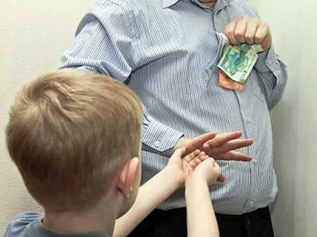 Держись, алиментщики: как в Нур-Султане будут бороться с бегающими от своих детей отцами 