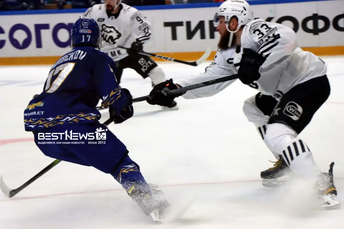 "Барыс" выиграл первый матч после смены тренерского штаба