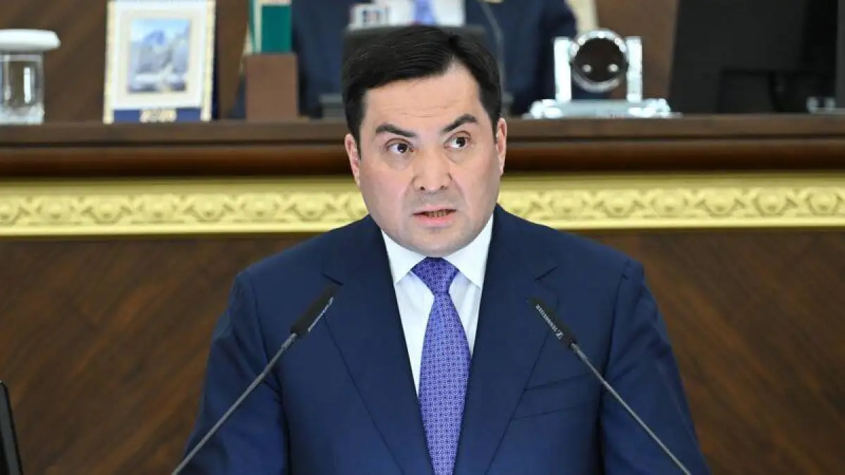 Ерлан Аккенженов сохранил должность министра энергетики