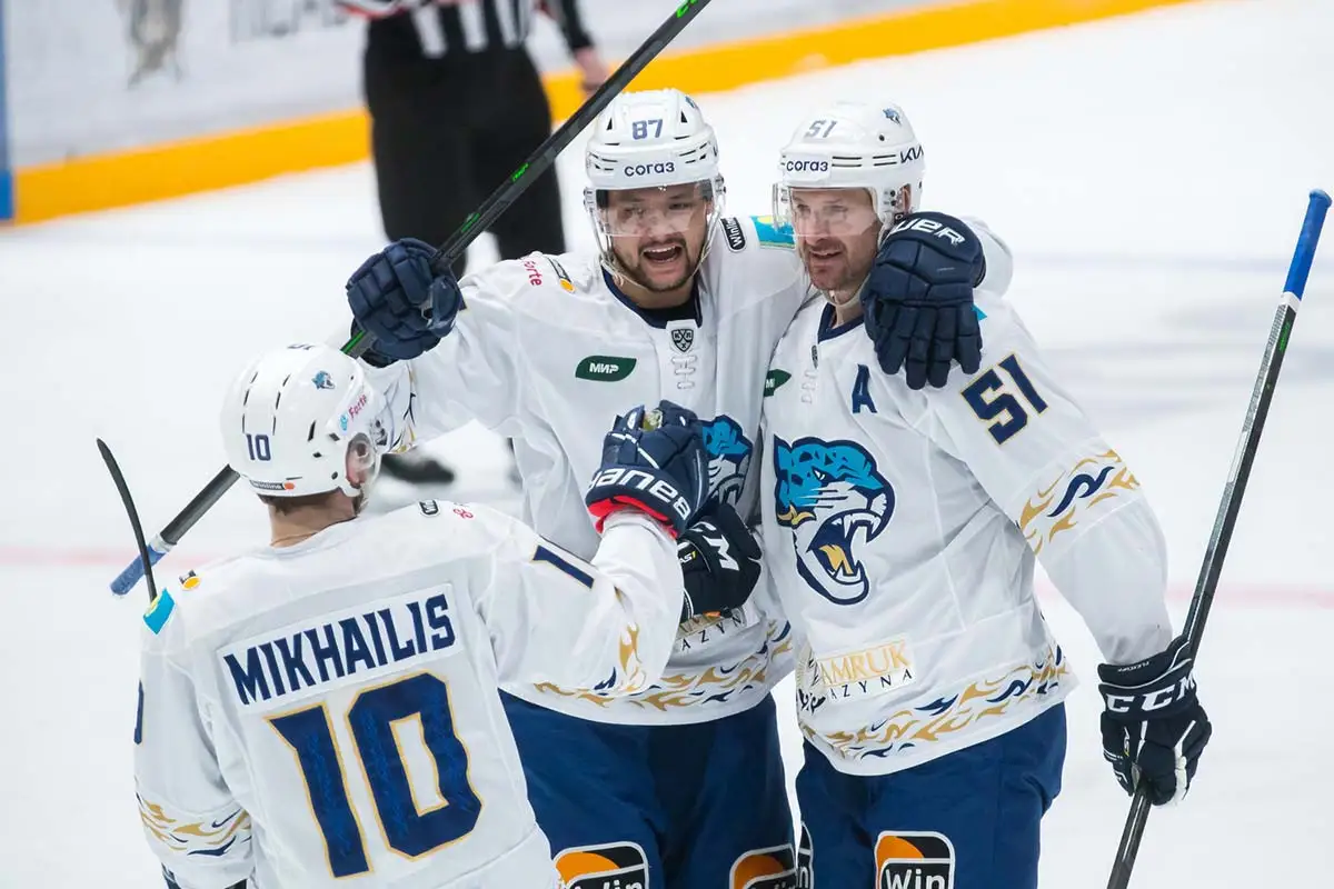 Игрок Барыса стал лауреатом игровой недели КХЛ