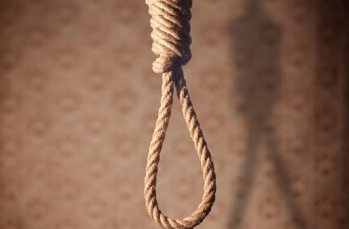 В Кокшетау за месяц до своего дня рождения повесилась девочка