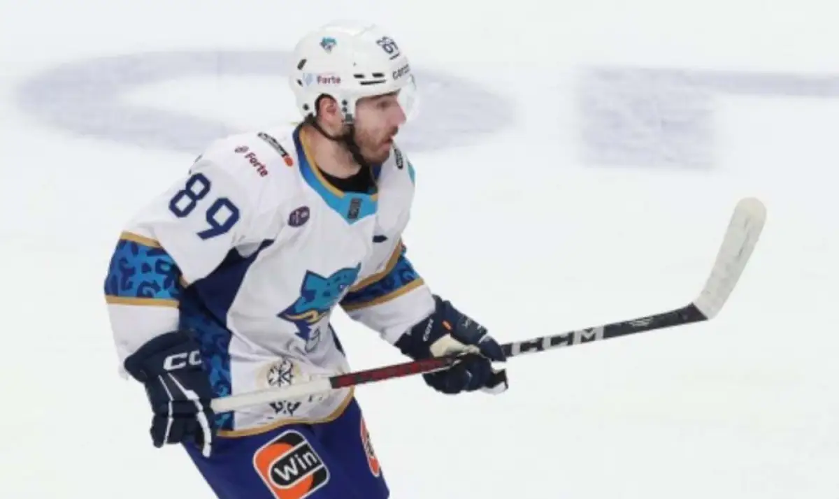 Игрок Барыса стал отцом