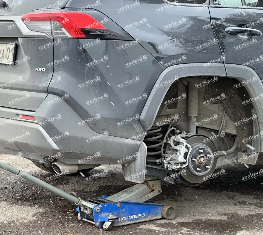 Полиция нескольких областей обратилась к водителям в Казахстане