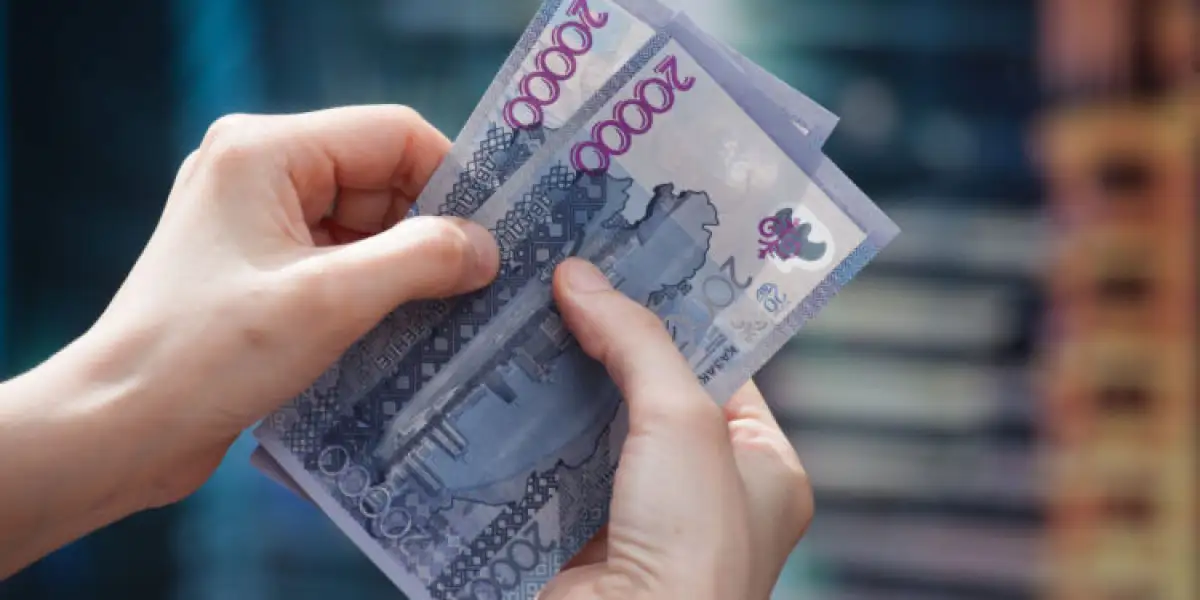 В Семее под видом букмекерской конторы действовал игорный бизнес