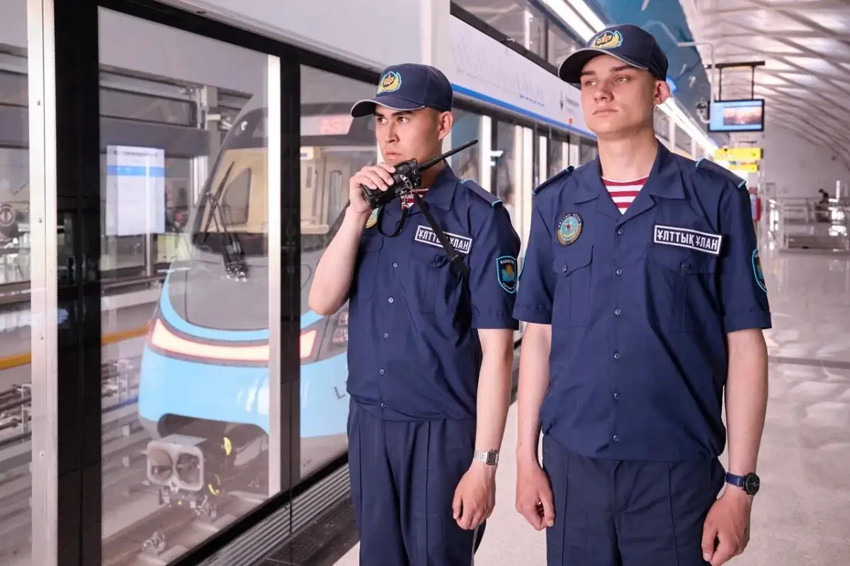 Военнослужащие Нацгарвадии взяли под охрану LRT в Астане