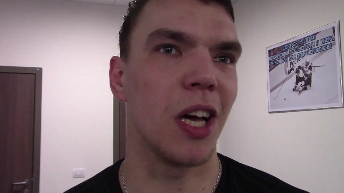 Вся надежда на Шалапова: состав "Барыса" на матч плей-офф с "Металлургом" 