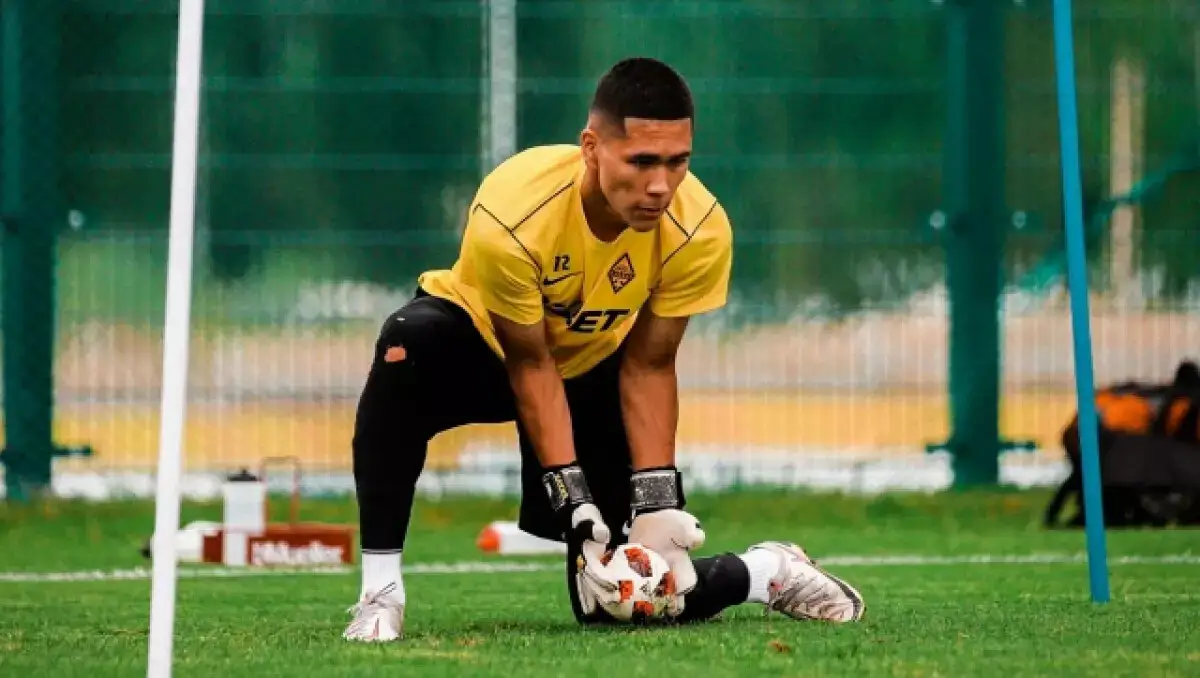 Стартовые составы "Кайрата" и "Пафоса"