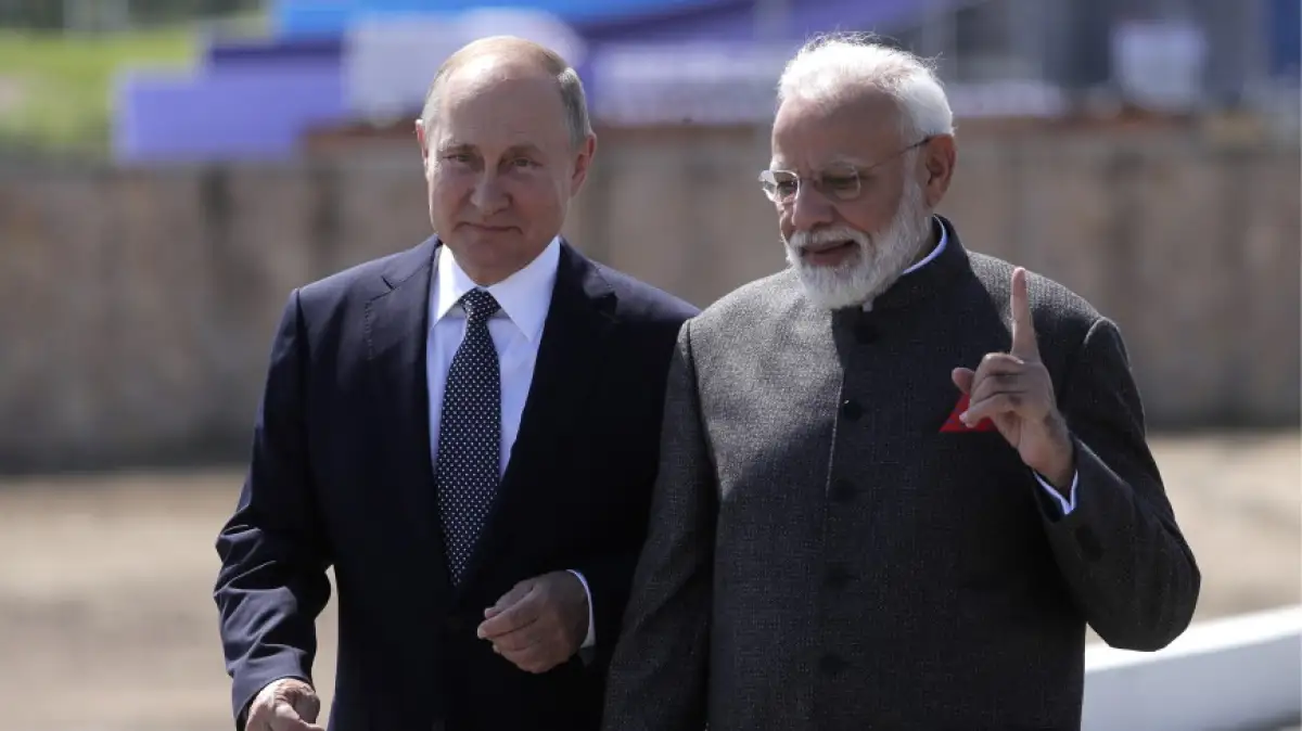 Путин обсудил с Премьер-Министром Индии ситуацию в Афганистане