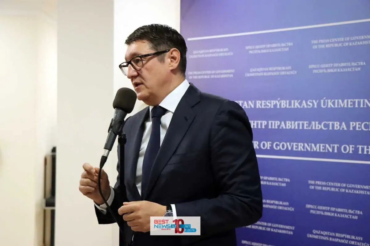 Министр энергетики РК Алмасадам Саткалиев проголосовал на референдуме по строительству АЭС