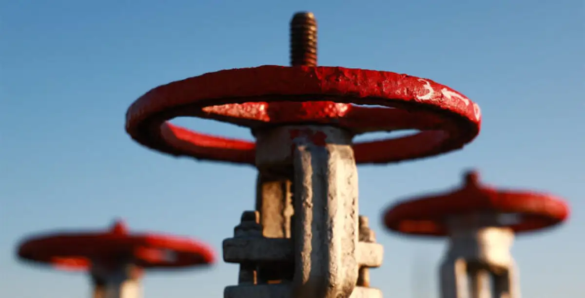 Песков объяснил остановку прокачки казахстанской нефти в ФРГ «техническими моментами»