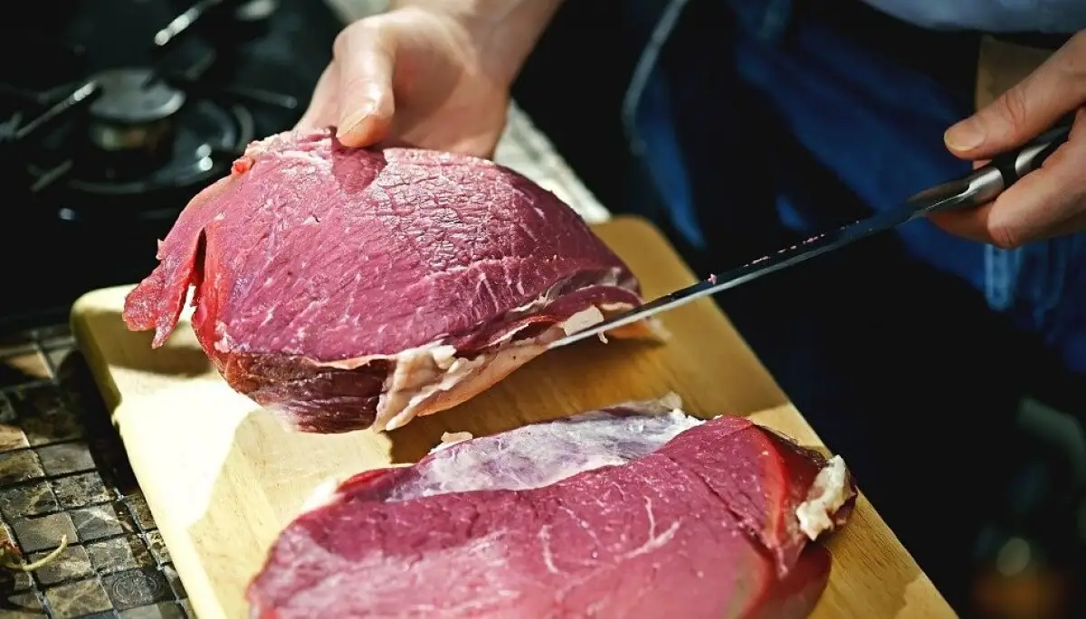 Мясо подорожает до 15 тыс тенге? Ответ Минсельхоза о вероятности дефицита мяса в Казахстане