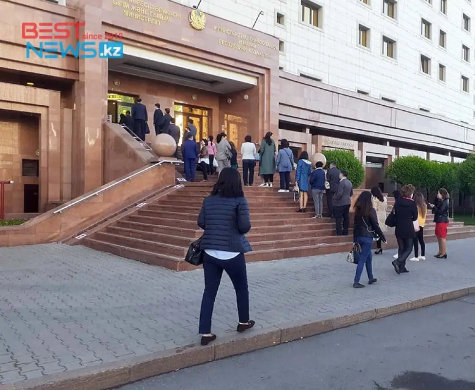 «Удалёнка» остаётся: как дальше будут работать госорганы и нацкомпании РК