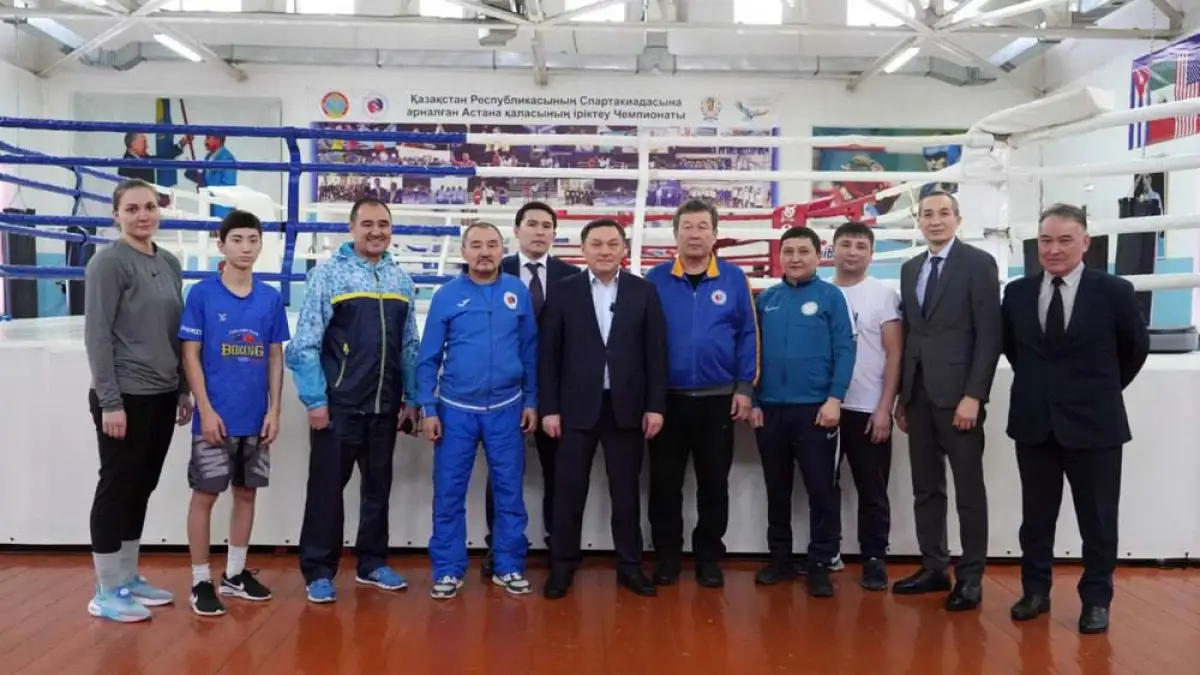 Министр спорта посетил школу-интернат олимпийского резерва