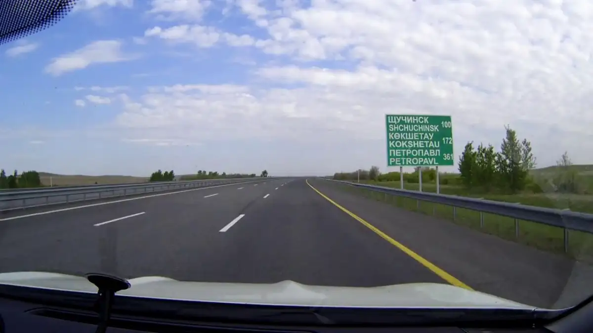 Трасса «Нур-Султан – Щучинск» временно закрыта из-за гололёда