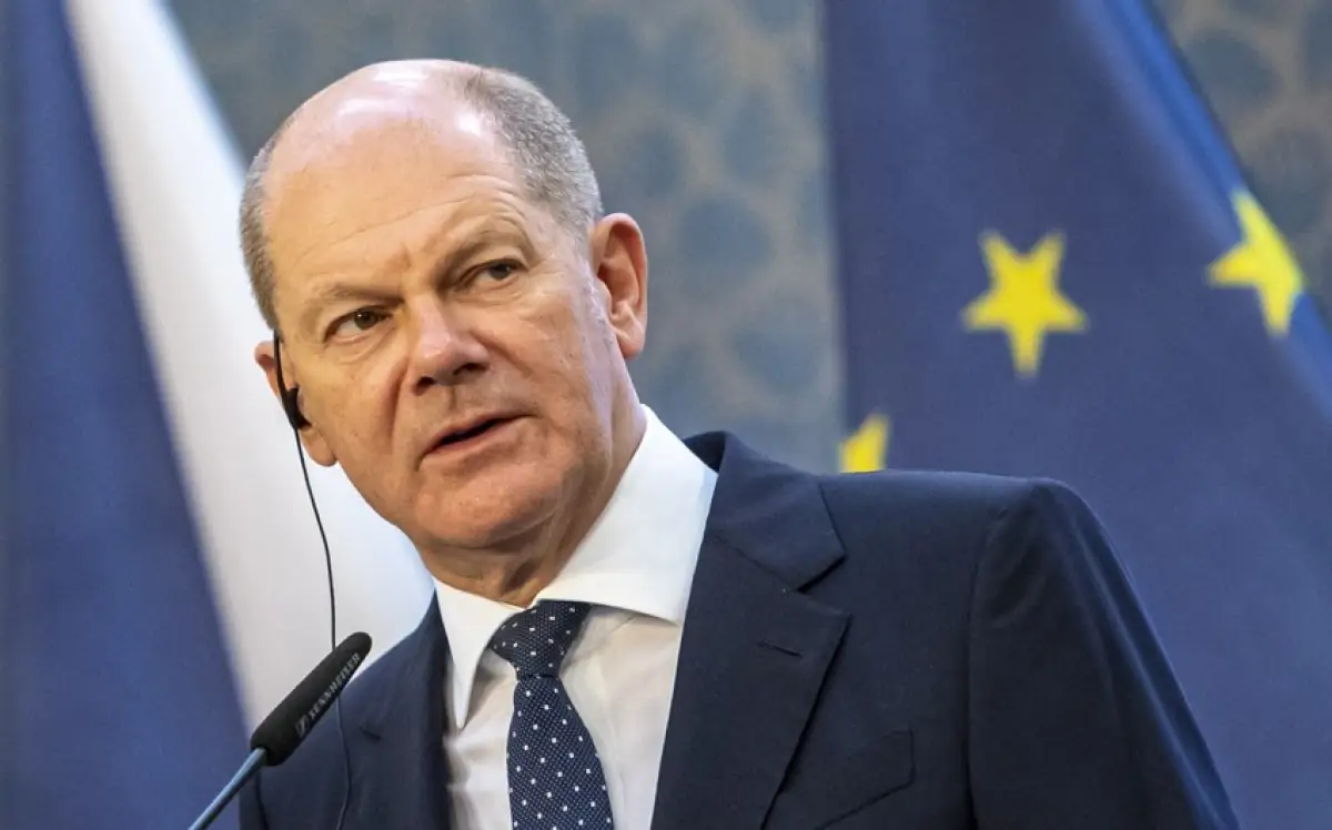 Канцлер ФРГ совершит визит в Казахстан