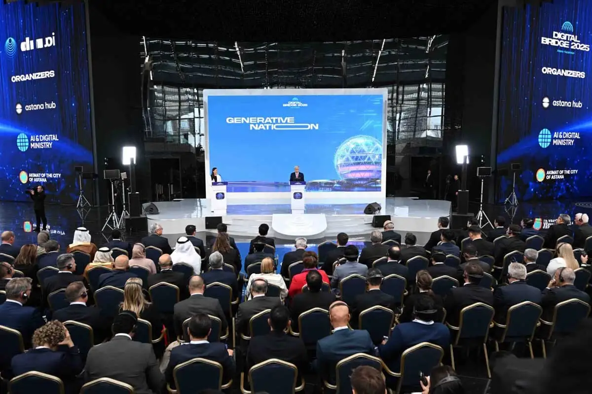 Глава государства : «Казахстан должен стать цифровой страной за три года"