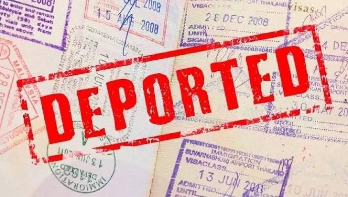 Четырех граждан Узбекистана выдворили из Казахстана  