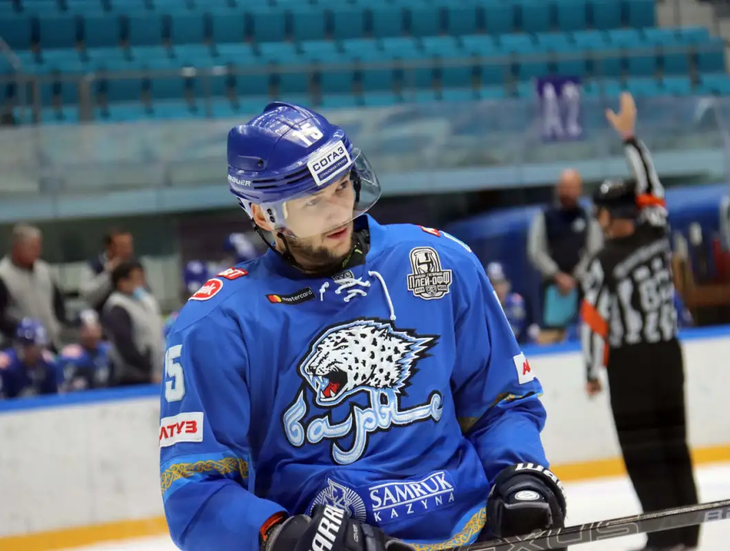 Барыс продлил контракт с нападающим 