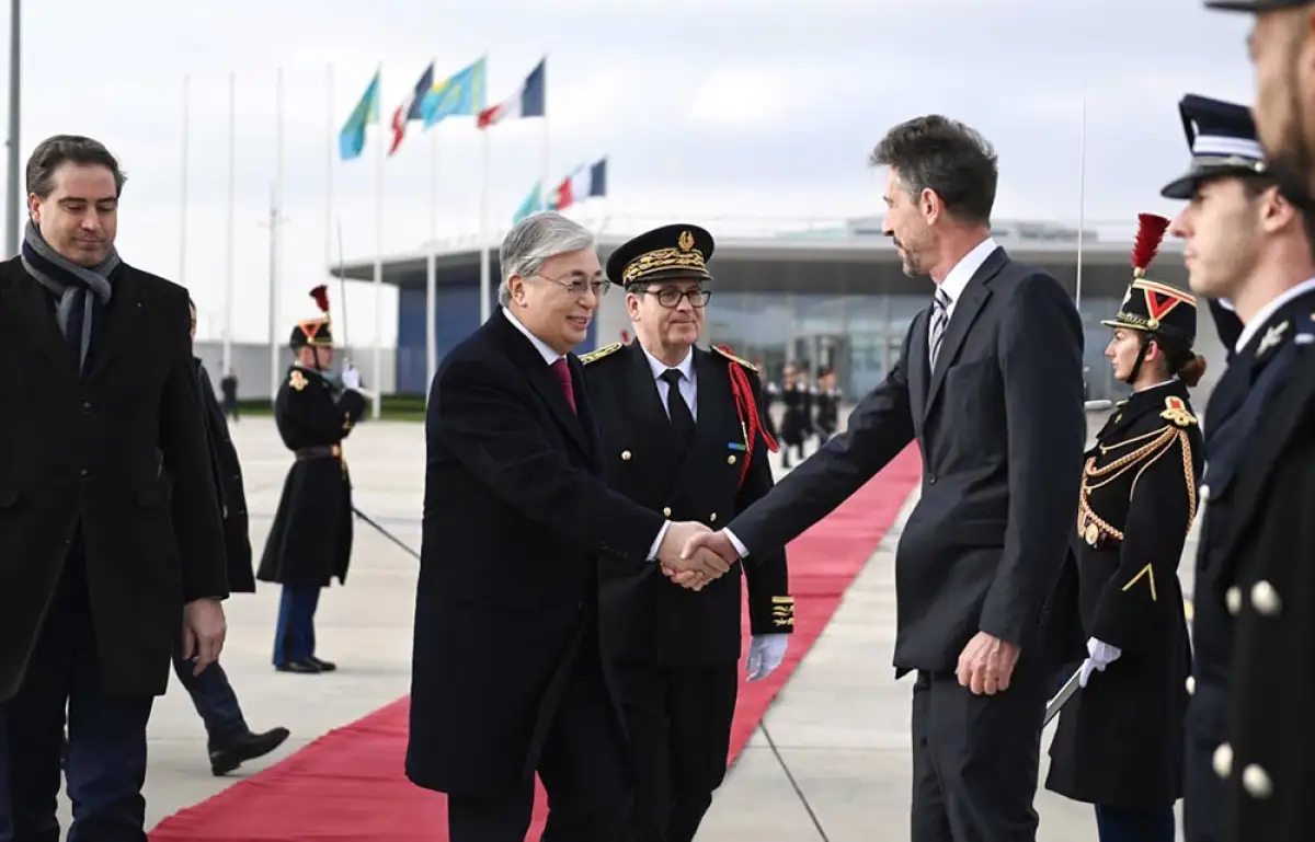 Официальный визит Президента Казахстана во Францию завершен