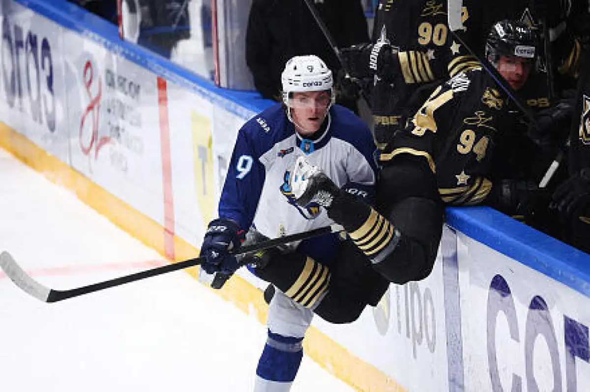 "Барыс" продолжил победную серию на Дальнем Востоке