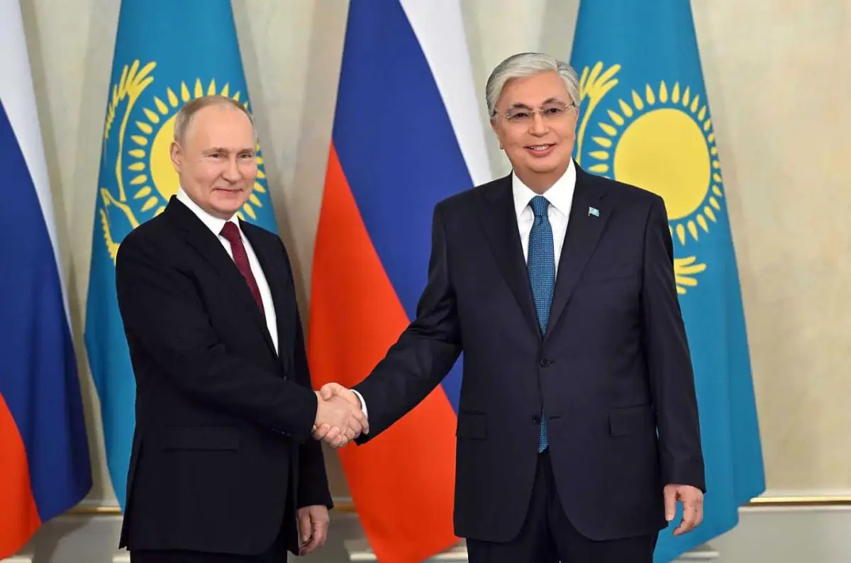 Касым-Жомарт Токаев поздравил Владимира Путина