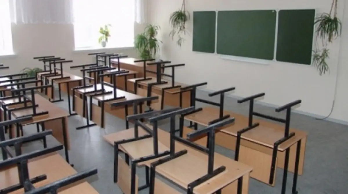 Школьников Нур-Султана перевели на «дистанционку» из-за погоды