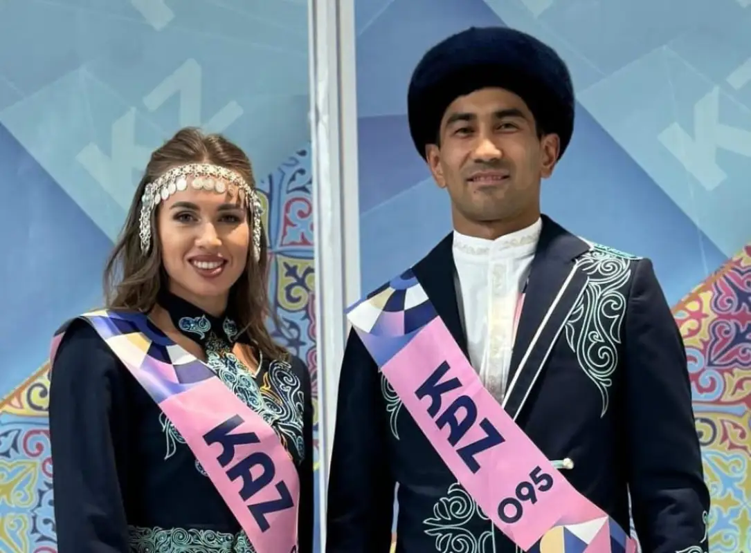 Какие костюмы у знаменосцев сборной Казахстана для церемонии открытия ОИ в Париже