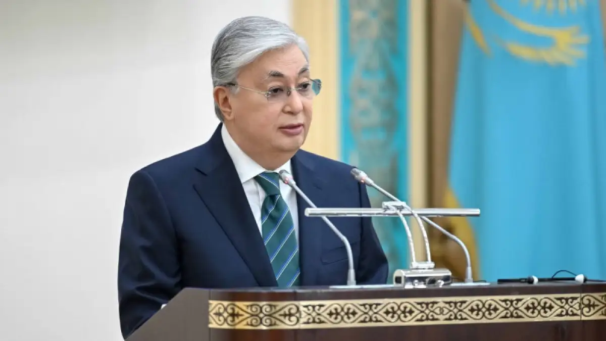 Токаев призвал сплотиться и высказался о критике власти