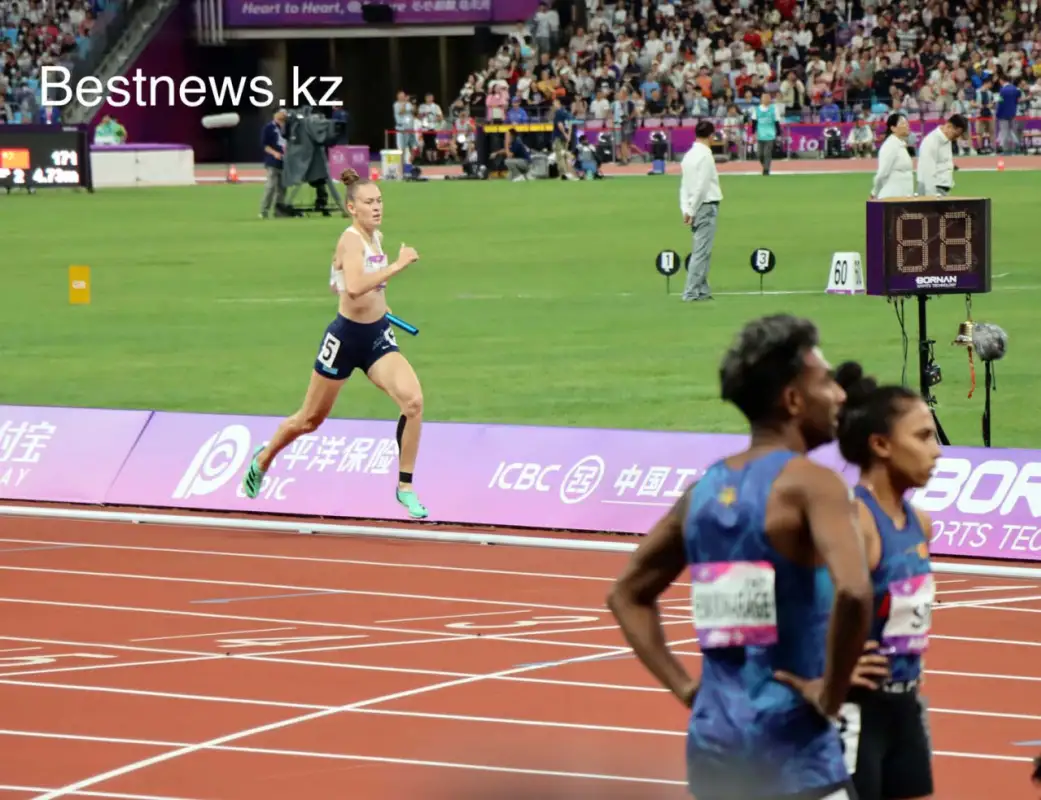 Легкоатлетка Залюбовская выдала мощный финиш на Азиатских играх